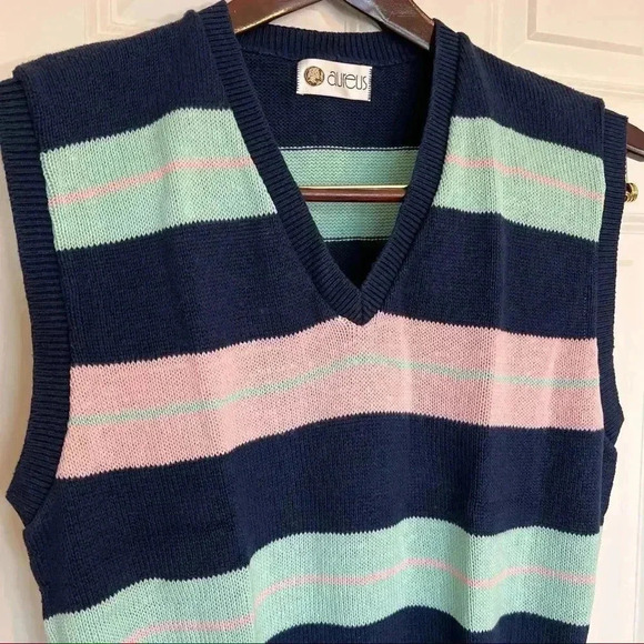 Vintage Aureus blue, pink striped sweater vest size Medium - Picture 3 of 11